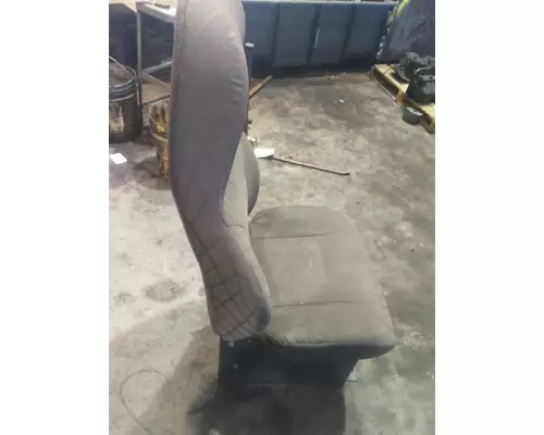 VOLVO VNL SEAT, FRONT