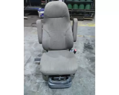 VOLVO VNL SEAT, FRONT