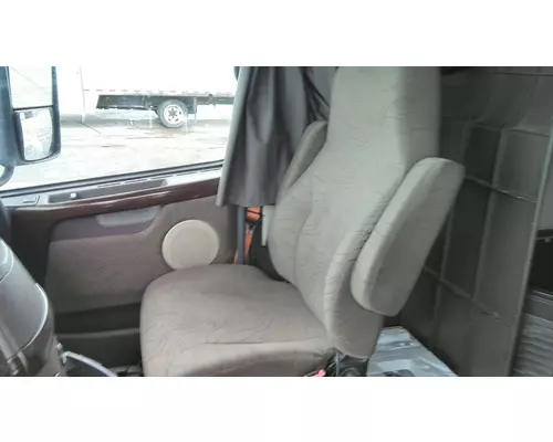 VOLVO VNL SEAT, FRONT