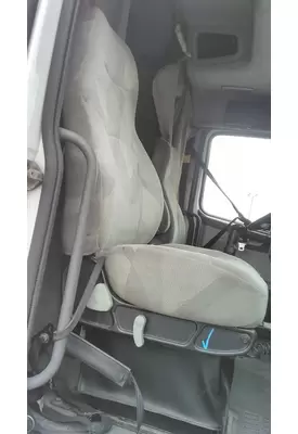 VOLVO VNL SEAT, FRONT