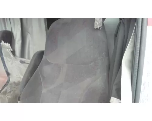 VOLVO VNL SEAT, FRONT