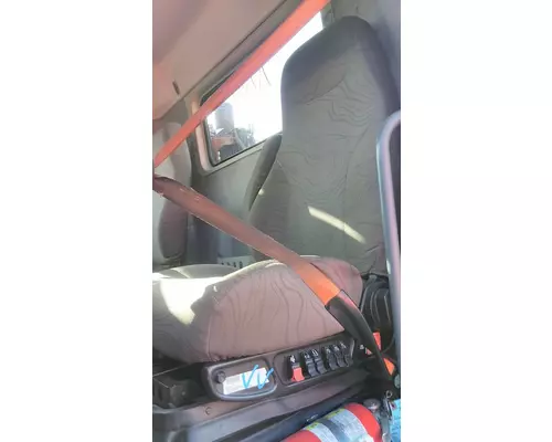 VOLVO VNL SEAT, FRONT