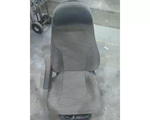 VOLVO VNL SEAT, FRONT