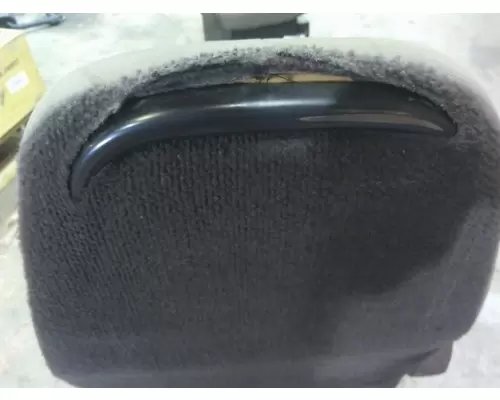 VOLVO VNL SEAT, FRONT