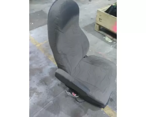 VOLVO VNL SEAT, FRONT