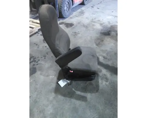 VOLVO VNL SEAT, FRONT