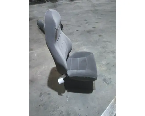 VOLVO VNL SEAT, FRONT