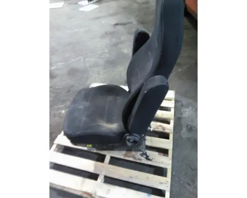 VOLVO VNL SEAT, FRONT