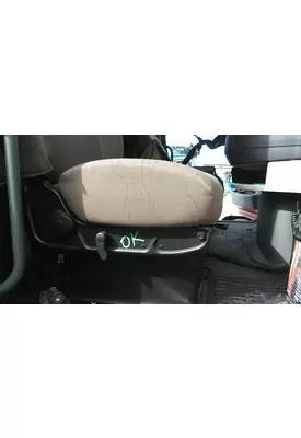 VOLVO VNL SEAT, FRONT