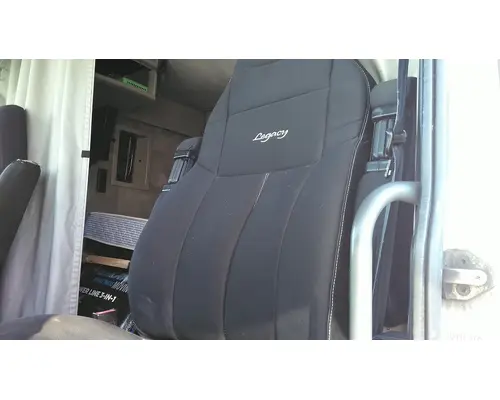 VOLVO VNL SEAT, FRONT
