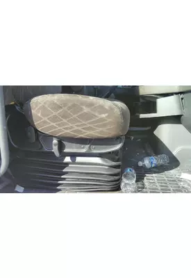 VOLVO VNL SEAT, FRONT
