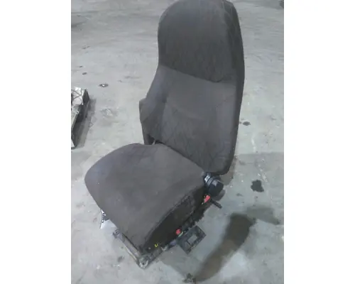 VOLVO VNL SEAT, FRONT