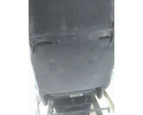 VOLVO VNL SEAT, FRONT