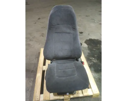 VOLVO VNL SEAT, FRONT