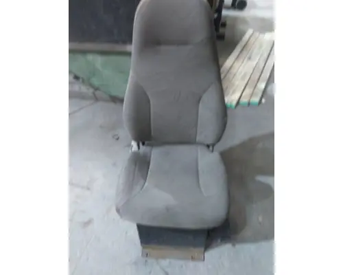 VOLVO VNL SEAT, FRONT