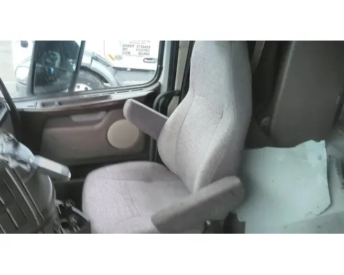 VOLVO VNL SEAT, FRONT