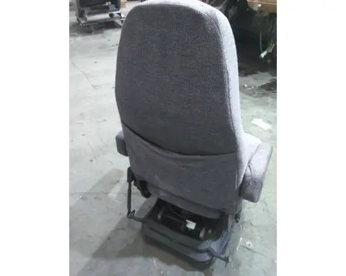 VOLVO VNL SEAT, FRONT