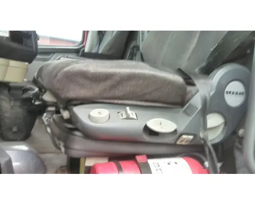 VOLVO VNL SEAT, FRONT