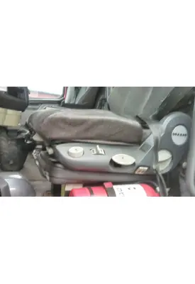 VOLVO VNL SEAT, FRONT