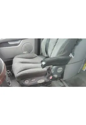 VOLVO VNL SEAT, FRONT