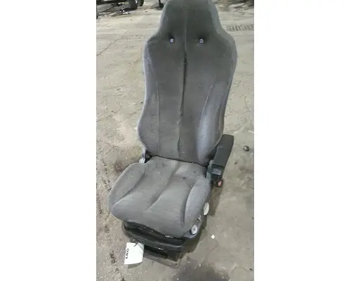 VOLVO VNL SEAT, FRONT