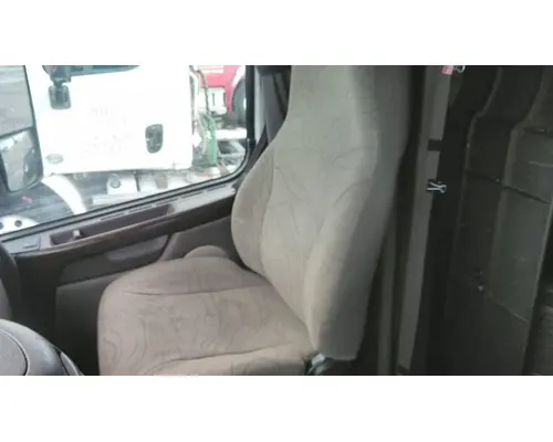 VOLVO VNL SEAT, FRONT