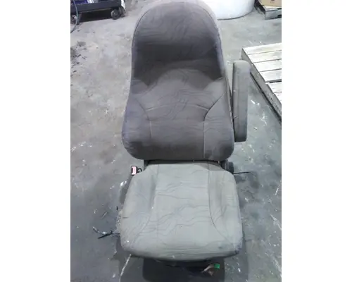 VOLVO VNL SEAT, FRONT