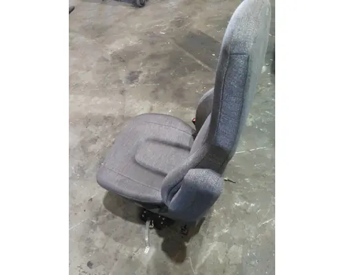 VOLVO VNL SEAT, FRONT