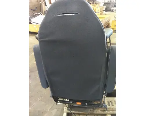 VOLVO VNL SEAT, FRONT