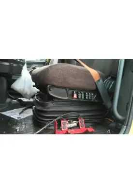 VOLVO VNL SEAT, FRONT