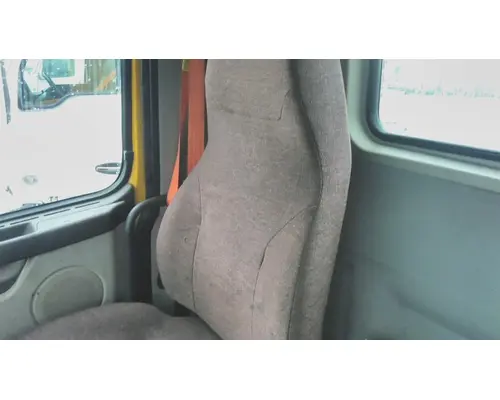 VOLVO VNL SEAT, FRONT