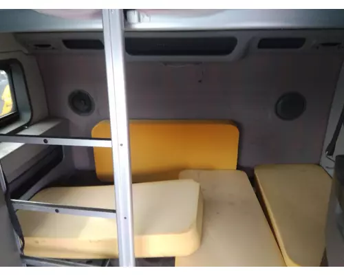 VOLVO VNL SLEEPER BUNK