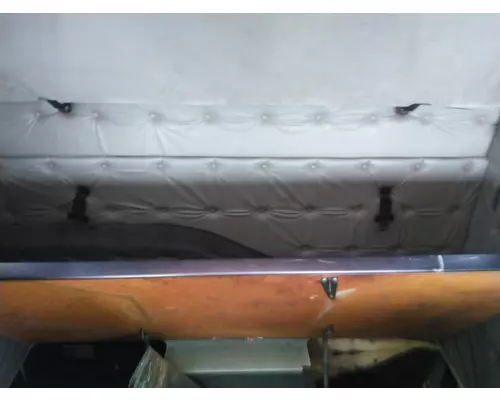 VOLVO VNL SLEEPER BUNK