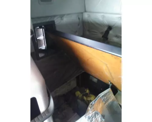 VOLVO VNL SLEEPER BUNK