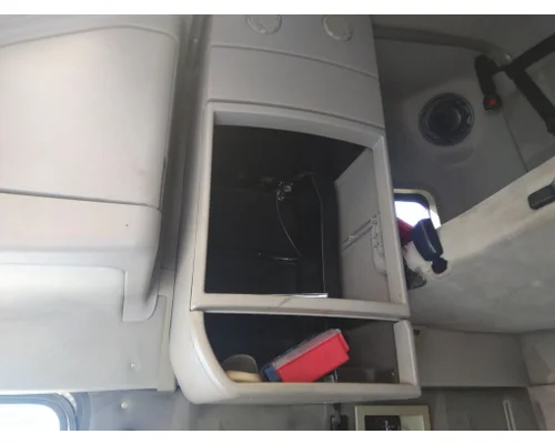 VOLVO VNL SLEEPER CLOSET