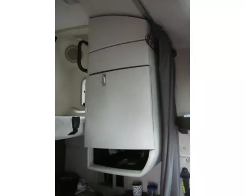 VOLVO VNL SLEEPER CLOSET