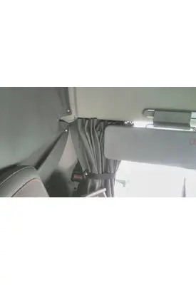 VOLVO VNL SLEEPER CURTAIN