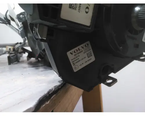 VOLVO VNL STEERING COLUMN