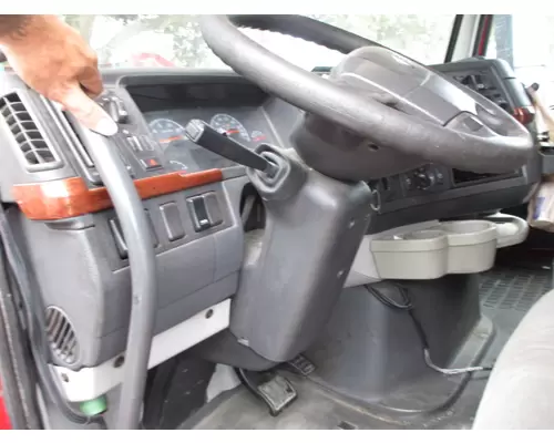 VOLVO VNL STEERING COLUMN