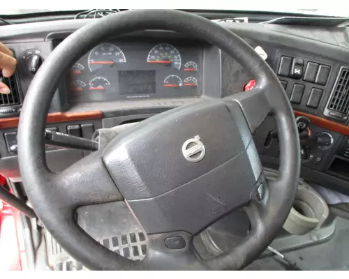 VOLVO VNL STEERING COLUMN