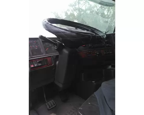 VOLVO VNL STEERING COLUMN