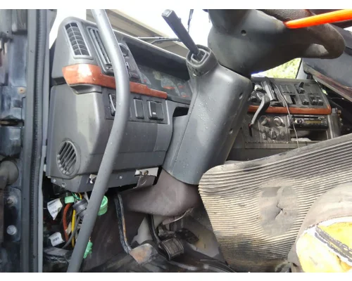 VOLVO VNL STEERING COLUMN
