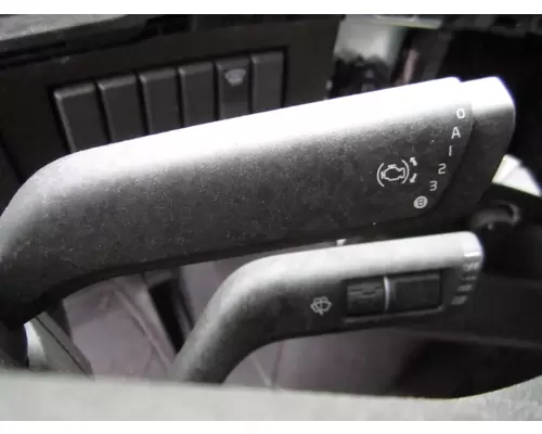 VOLVO VNL STEERING COLUMN