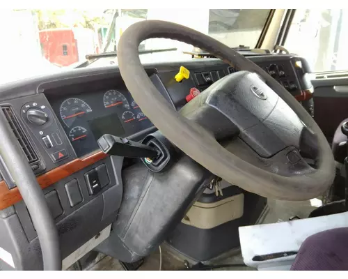 VOLVO VNL STEERING COLUMN