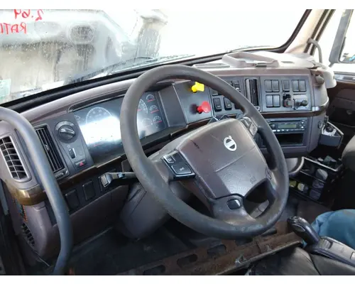 VOLVO VNL STEERING COLUMN