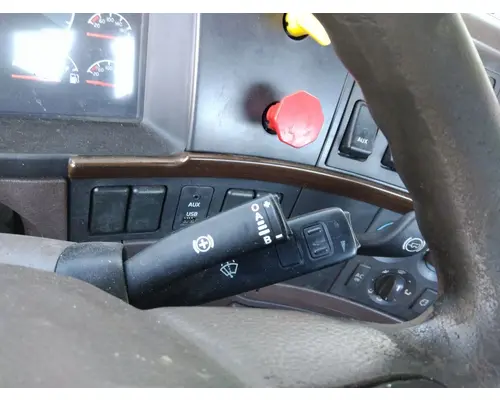 VOLVO VNL STEERING COLUMN