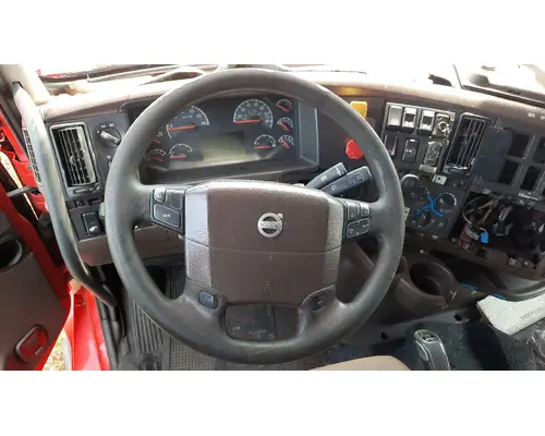 VOLVO VNL STEERING COLUMN