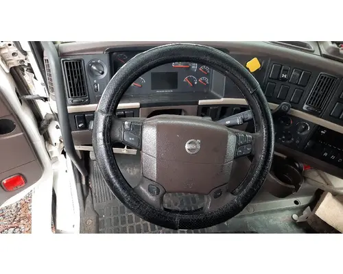 VOLVO VNL STEERING COLUMN