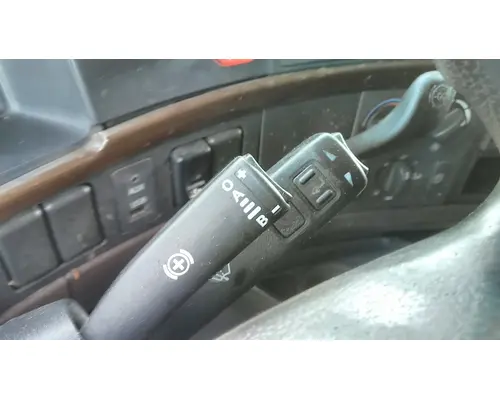 VOLVO VNL STEERING COLUMN