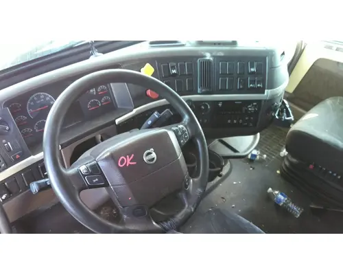 VOLVO VNL STEERING COLUMN